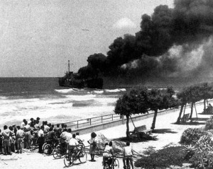 Ожесточение социалистов против либералов демонстрирует трагедия корабля «Альталена», потопленного социалистами вместе с оружием, доставленным последователями Жаботинского. При этом на борту погибли 16 человек, 14 из которых выжили в Холокост