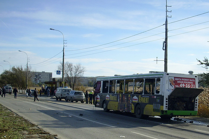 Автобус, взорванный на окраине Волгограда 