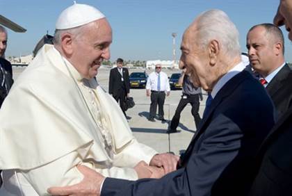 peres and pope