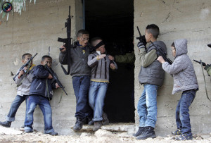 Так играют дети в Палестинской автономии