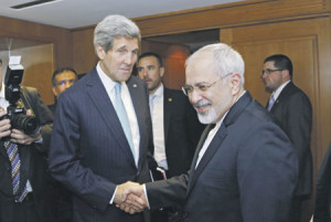 Госсекретарь США Джон Керри и министр иностранных дел Ирана Мохаммад Джавад Зариф на переговорах по иранской ядерной программе
