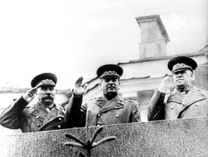 Парад на Красной площади. На Мавзолее С. М. Буденный, И. В. Сталин, Г. К. Жуков