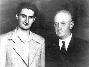 Давид Столяр (слева) с деятелем еврейской общины Стамбула Шимоном Бродом, 1942 год 