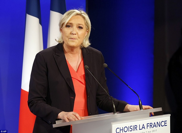 40108b0100000578-4482380-french_far_right_presidential_candidate_marine_le_pen_reaveled_t-a-117_1494183027279