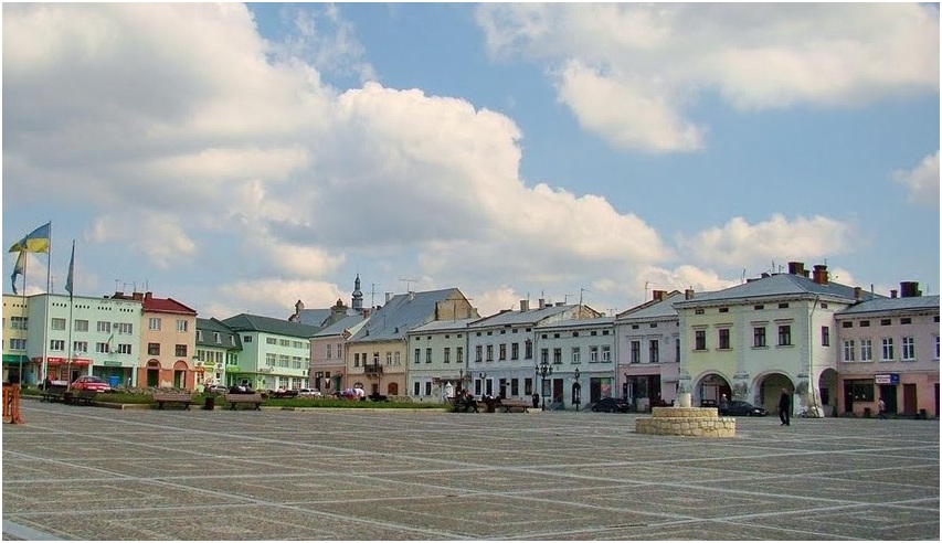Центральная площадь города 