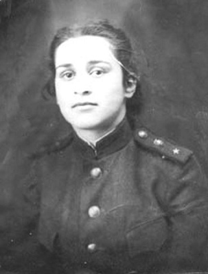 Елена Боннэр в 1945 году. Фото: Википедия 