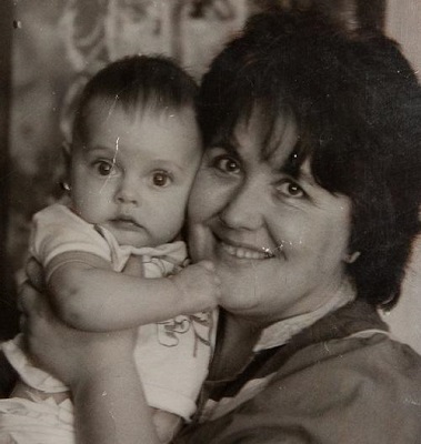 Виктория Токарева с внуком