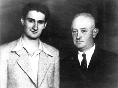 Давид Столяр слева 