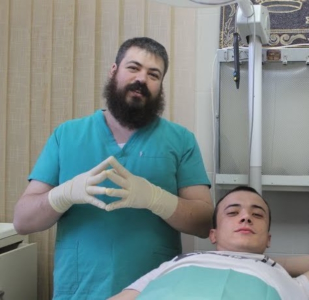 Арон Гончаров после обряда обрезания в Киеве. Две неделю спустя ему проломили череп