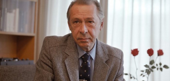Режиссер Олег Ефремов, 1983 год