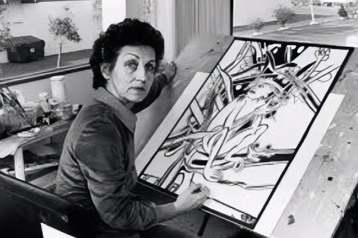 Этюд в тонах вишнёвого цвета